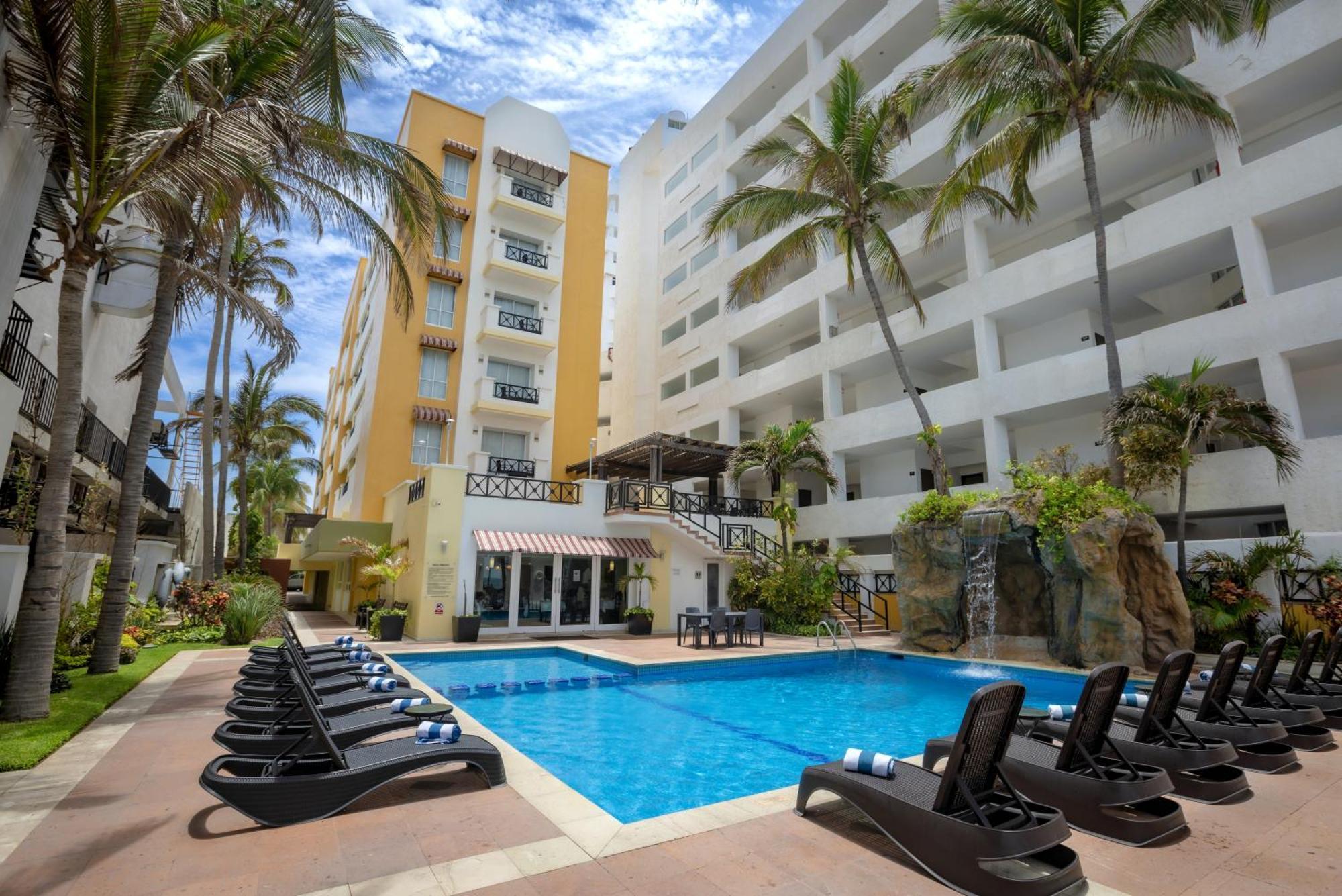Best Western Hotel Posada Freeman Zona Dorada Mazatlán Eksteriør billede